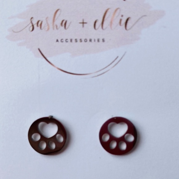 Animal Paw Print - Silver - Picture 3 of 3